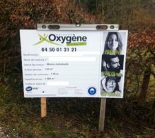 Affichage du permis sur le terrain