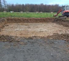 Premier trou à 90cm de profondeur