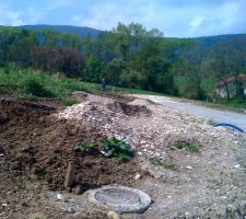 Bordure cot&eacute; route.