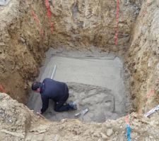 Arrivée de la cave à vins Polycave en béton vibré.