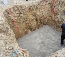 Arrivée de la cave à vins Polycave en béton vibré.