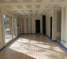 Pr&eacute;paration pour la chape liquide