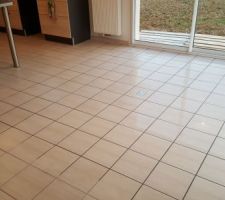 Cuisine et salle nettoyées
