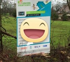 Pose de notre Panneau sur le terrain.