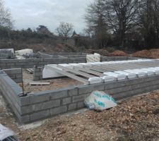 Le vide sanitaire se construit