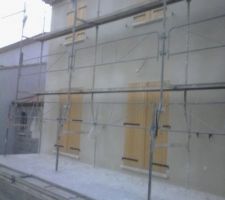 Et voilà le début de la façade blanc casse et mode et nature blanc blanc