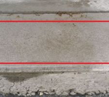 Appuie de baie vitré, visiblement à séché sous la pluie, refaite à notre demande.