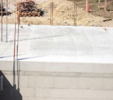 Dalle Coul&eacute;e en cours de s&eacute;chage