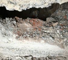 Ouverture du mur béton épaisseur 40cm pour futur accès à la  cave