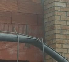 Porotherm cass&eacute;s apr&egrave;s le vol de chantier..