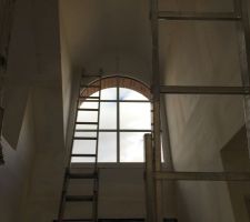 Le vide sur Hall... calicots en cours