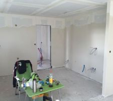 Ratissage en cours : cuisine