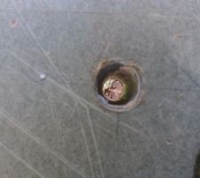 Passage des évacuations dans la dalle bois