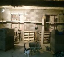 Mur intérieur en cours de montage