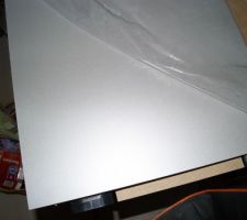 Couleur du plan de travail, gris.