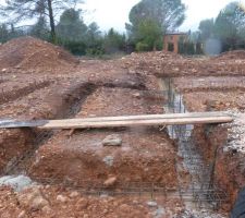 Beton de proprete   feraillage. Travail plutot correct