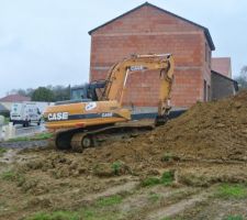 Premiers coups de pelleteuse