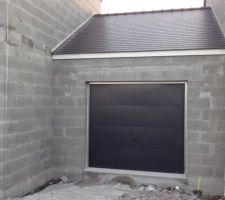 Portail garage en RAL 7016