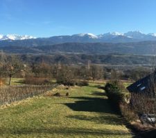 Terrain exposé sud, avec vu sur les Belledonnes.