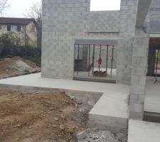 Le coffrage de la cave à vin :)