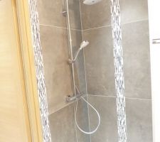 Showerpipe Croma Select S deux jets de Hansgrohe