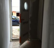 Cloisons et &eacute;lectricit&eacute; valid&eacute;es - l'entr&eacute;e