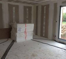Maintenant place aux travaux à l.interieur..