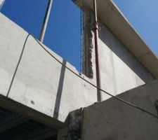 Déplacement d'une la fenêtre de l'étage mal positionnée : le chainage vertical est mis à nu