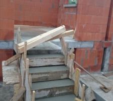 Escalier pour accès à l'Etage_Supérieur
