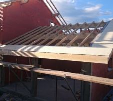 Lambris en débords de toit du Garage