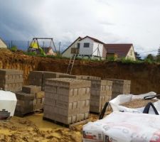 Fondation coul&eacute; place aux agglos