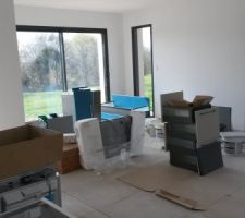 Pose de notre cuisine choisie chez Schmidt. manque le plan de travail en granit noir