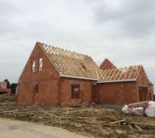 Charpente terminée le 23/03 !