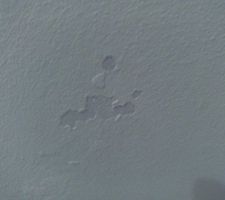 Plafond en d&eacute;composition