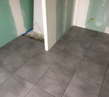 Carrelage Gigacer "Concrete grey" 45x45