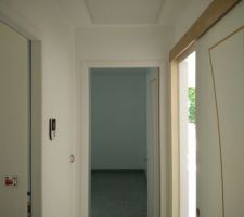 Peinture blanc velour (mur couloir)