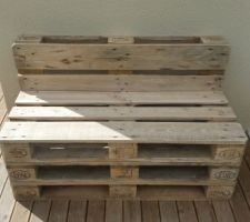 Banc réalisé avec 3 palettes 80x120