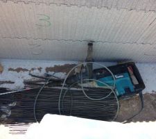 Le vaillant perforateur, 12kgs le joujou, pas léger !!