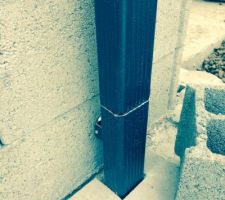 Déçu par le rendu: je m'attendais à une gouttière en un seul morceau. Je ne trouve pas ça très esthétique.