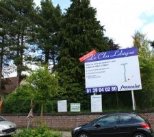 Etat Brut...terrain totalement bois&eacute; !