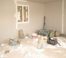 28 juillet : placo en cours à l'étage