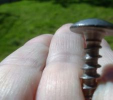 Balcon façade Ouest, étape 1 : pose des lambourdes
vis en inox