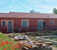 Façade : crépis en cours
