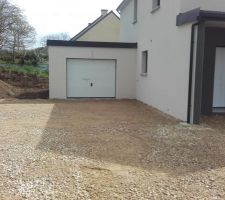Terrasement et Empierrement de l'allée