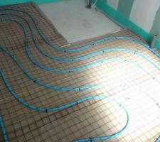 Chauffage au sol salle de douche sauf emplacement douche
