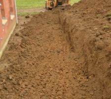 Pr&eacute;paration futur terrasse 4 m de large