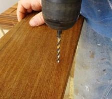 Plancher du balcon
marquage de l'emplacement des vis
