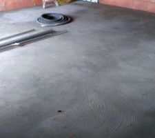 Chape du garage terminée