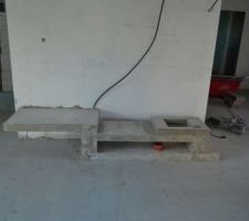Socle pour cheminée