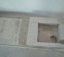 Socle pour cheminée